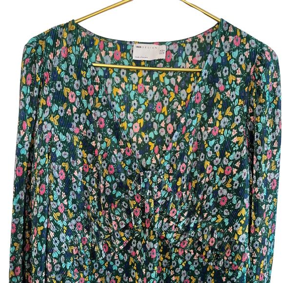 ASOS Design Midi Plisse Dress Green Floral Boho 12 - Picture 5 of 11